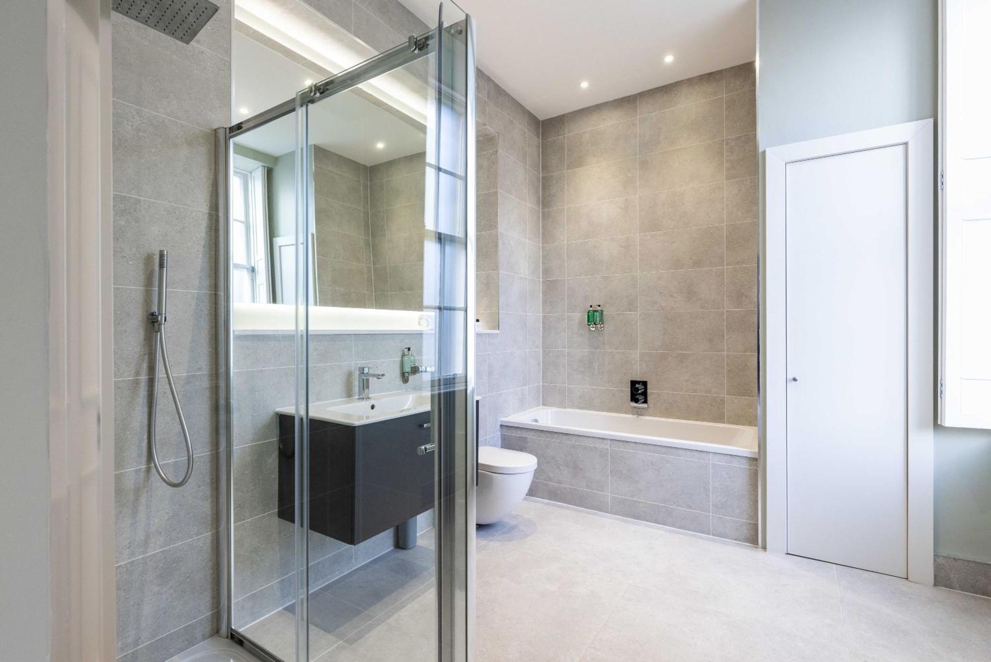 Dragon Suites - Alina Suite - 1 Bed City Centre Luxury Apartment Эдинбург Экстерьер фото